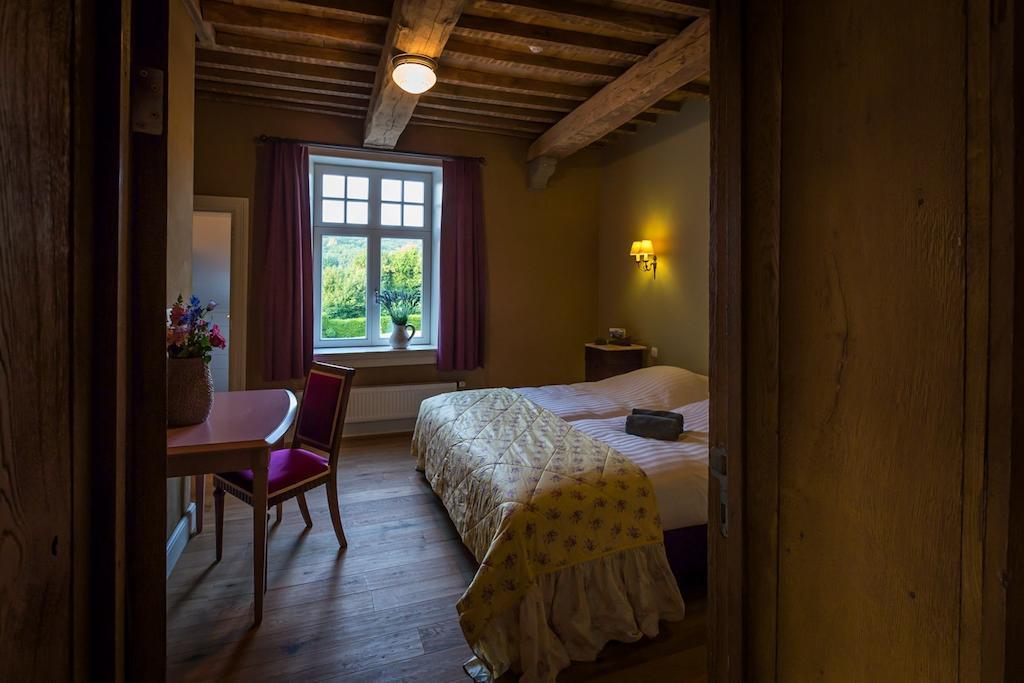 Guest House La Mairie Teuven الغرفة الصورة