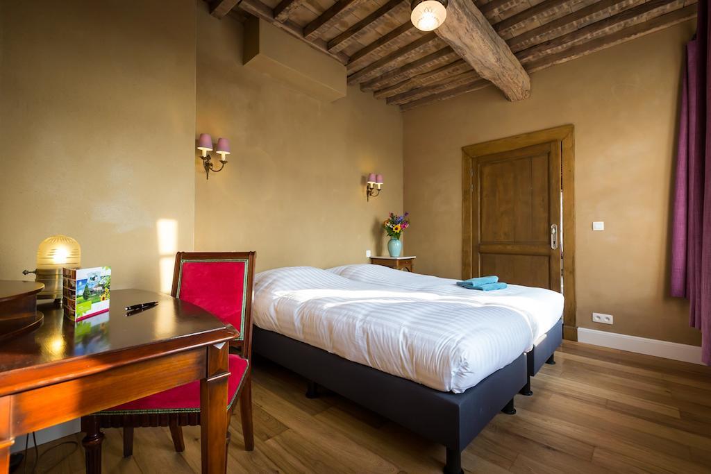 Guest House La Mairie Teuven الغرفة الصورة